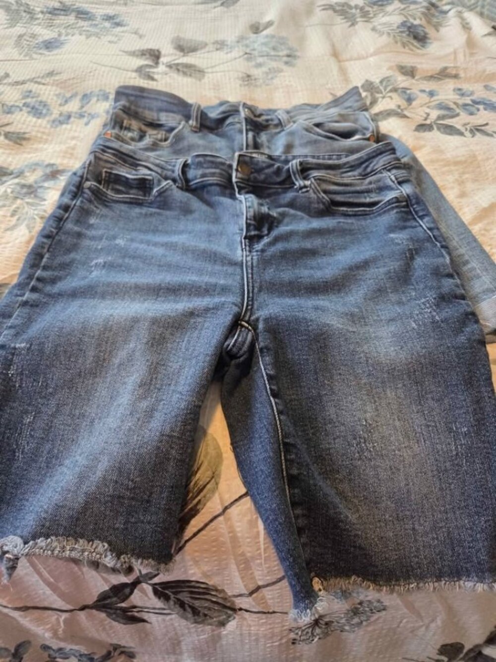 2 pairs of Judy Blue XL womens Bermuda style shorts